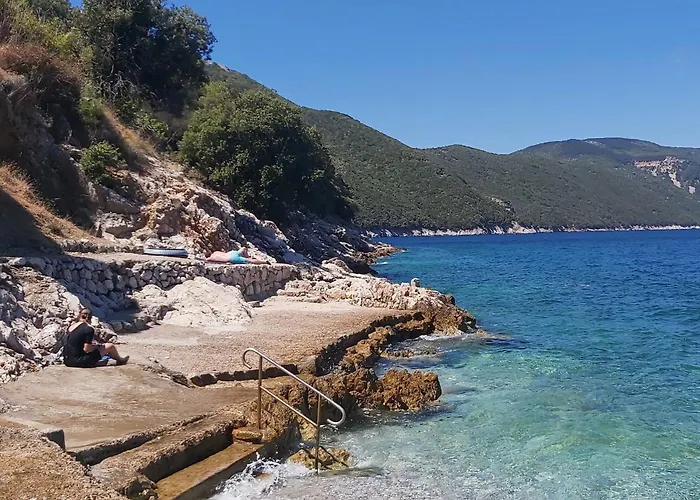 By The Sea Merag, - 7877 דירה